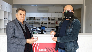 Basın İlan Kurumundan Gazetecilere El Dezenfektanı