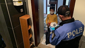 Polisten İşitme Engelli Ali Talha'ya Doğum Günü Sürprizi