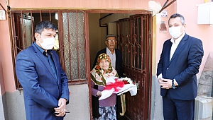 102 Yaşındaki Döndü Nineye Anneler Günü Sürprizi
