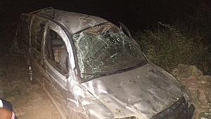 Kahramanmaraş'ta Hafif Ticari Araç Uçuruma Yuvarlandı: 1 Ölü 5 Yaralı