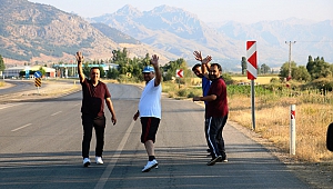 Karayolu Yürüyüş Yolu Oldu