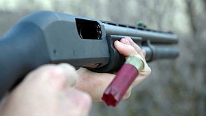 Tartıştığı Eşini Tüfekle Öldürdü