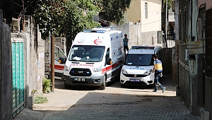 Kokusu Mahalleyi Sardı Herkes Polisi Aradı