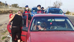Otomobillerden Hırsızlık Yapan Şahıslar Yakalandı