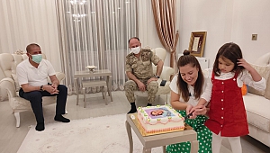 Şehit Kızı Küçük Eylül'e Doğum Günü Sürprizi