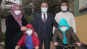 Bakan Soylu, Şehit Çocuklarına Bisiklet Hediye Etti