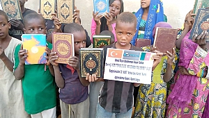 Berat Kandilinde Afrika’yı 10 Bin Kur’an Aydınlatacak