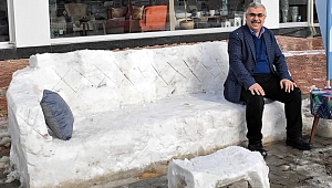 Kahramanmaraş’ta Kardan Kanepe Yaptılar