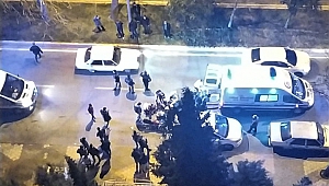Park Halindeki Otomobile Çarpan Motosiklet Sürücüsü Yaralandı