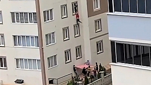 Apartmanın Penceresinde Ölüm Kalım Savaşı Verdi