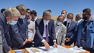 Mahir Ünal, Kuzey İlçelerinde Yol Çalışmalarını Yerinde İnceledi