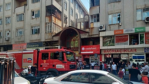 Kahramanmaraş’ta İş Merkezinde Yangın Paniği