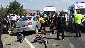 Kahramanmaraş’ta İki Otomobil Çarpıştı: 4 Yaralı