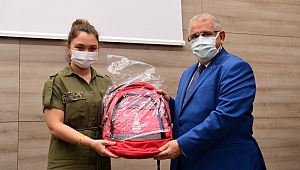 Onikişubat Belediyesi Çalışanlarına AFAD’tan Acil Durum Çantası