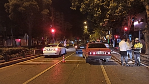 Kahramanmaraş’ta İki Otomobil Çarpıştı: 3 Yaralı