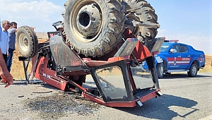 Traktörün Kabini Sürücüsünün Hayatını Kurtardı