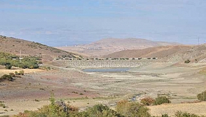 35 Yıllık Gölet Kurudu