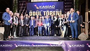 KASİAD Ödül Töreninde 13 kategoride 13 ödül sahipleriyle buluştu.