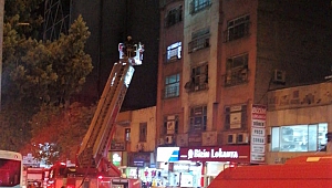 Lokanta Bacasında Çıkan Yangın Paniğe Neden Oldu
