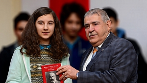 Başkan Mahçiçek, İstiklal Şairimizi Andı