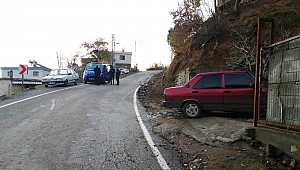 Kahramanmaraş’ta Otomobil Evin Duvarına Çarptı