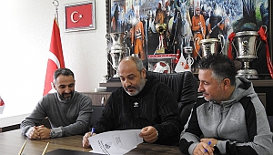 Kahramanmaraşspor’da İmzalar Atıldı