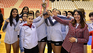 Üniversiteler Arası Voleybol Turnuvası’nda KSÜ Madalyaları Topladı