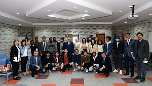 Rektör Prof. Dr. Niyazi Can, Uluslararası Öğrencilerle Bir Araya Geldi