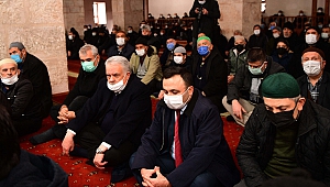Tüm Camilerde Mevlid-i Şerif Okundu
