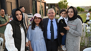 Başkan Mahçiçek; Onikişubat ilçesindeki başarıda hepinizin emeği var