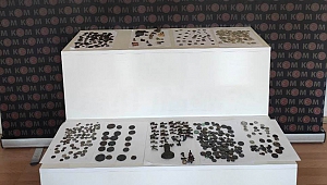 Elbistan’da Tarlasında Sürerken Hazine Buldu