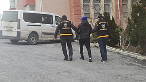 Kahramanmaraş'ta 10 yıl 4 Ay Kesinleşmiş Hapis Cezasıyla Aranan Şahıs Yakalandı.