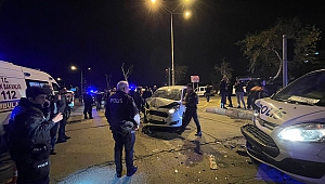 Kahramanmaraş’ta Polisten Kaçan Araç Ekip Otosuna Çarptı