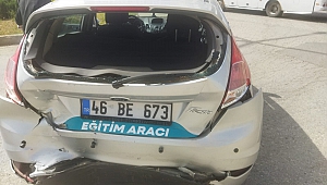 Sürücü adayının kullandığı otomobile arkadan çarptı