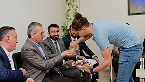 Başkan Güngör Bayram Ziyaretlerini Sürdürüyor