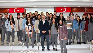 Gençlerimiz İçin Var Gücümüzle Çalışıyoruz