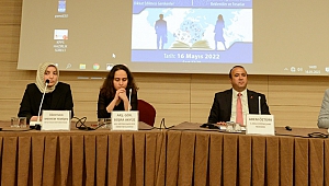 Öğretmen Adayının Kariyer Yolculuğu' Konulu Panel Tecrübeli Öğretmenlerle Öğretmen Adaylarını Buluşturdu