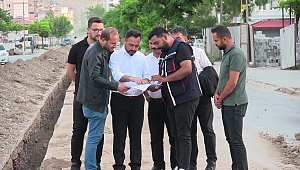 Başkan Gürbüz: Biz her köşeye hizmet götürme derdindeyken, siyaseti mezar soygunculuğuna dönüştürenler var