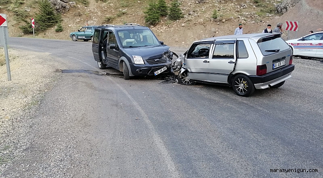Kahramanmaraş’ta Hafif Ticari Araç İle Otomobil Çarpıştı: 3 Yaralı
