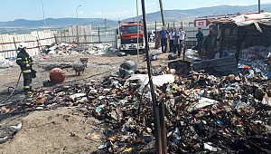 Kahramanmaraş’ta Hurda Deposunda Yangın