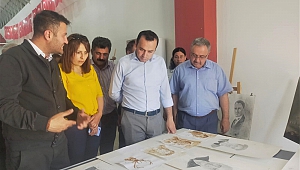 Kahramanmaraş’ta Öğrenciler Resim Sergisinde Marifetlerini Gösterdi