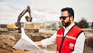 Başkan Gürbüz, ilçe merkezi ile ilgili uzun süredir beklenen imar düzenlemesinin gerçekleştiğini söyledi.