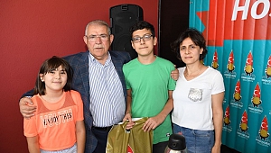Başkan Mahçiçek, LGS’de ilk 25’e giren öğrenci ve aileleriyle buluştu