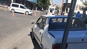 Kahramanmaraş’ta Hafif Ticari Araç İle Otomobil Çarpıştı: 3 Yaralı