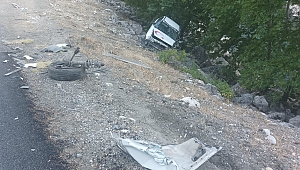 Otomobil Şarampole Uçtu: 2 Yaralı