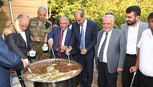 Başkan Mahçiçek, Şehit Aileleri İle Gaziler Ve Ailelerine Aşure Dağıttı