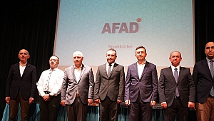 Kahramanmaraş’ta Deprem Paneli Gerçekleştirildi