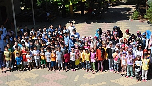 Kur’an Kursu Öğrencilerine Gezici Kütüphane Sürprizi