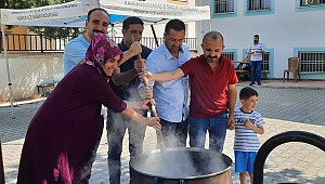 Pazarcık İlçe Sağlık Müdürlüğü’nden aşure ikramı