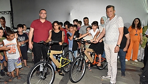 Türkoğlu eğlenceye doydu, Çocuklar Başkan Okumuş’a teşekkür etti